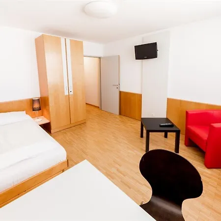 Allyouneed Klagenfurt 3*