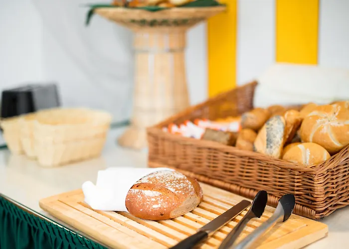 Allyouneed Klagenfurt מלון 3*